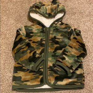Camouflage zip up